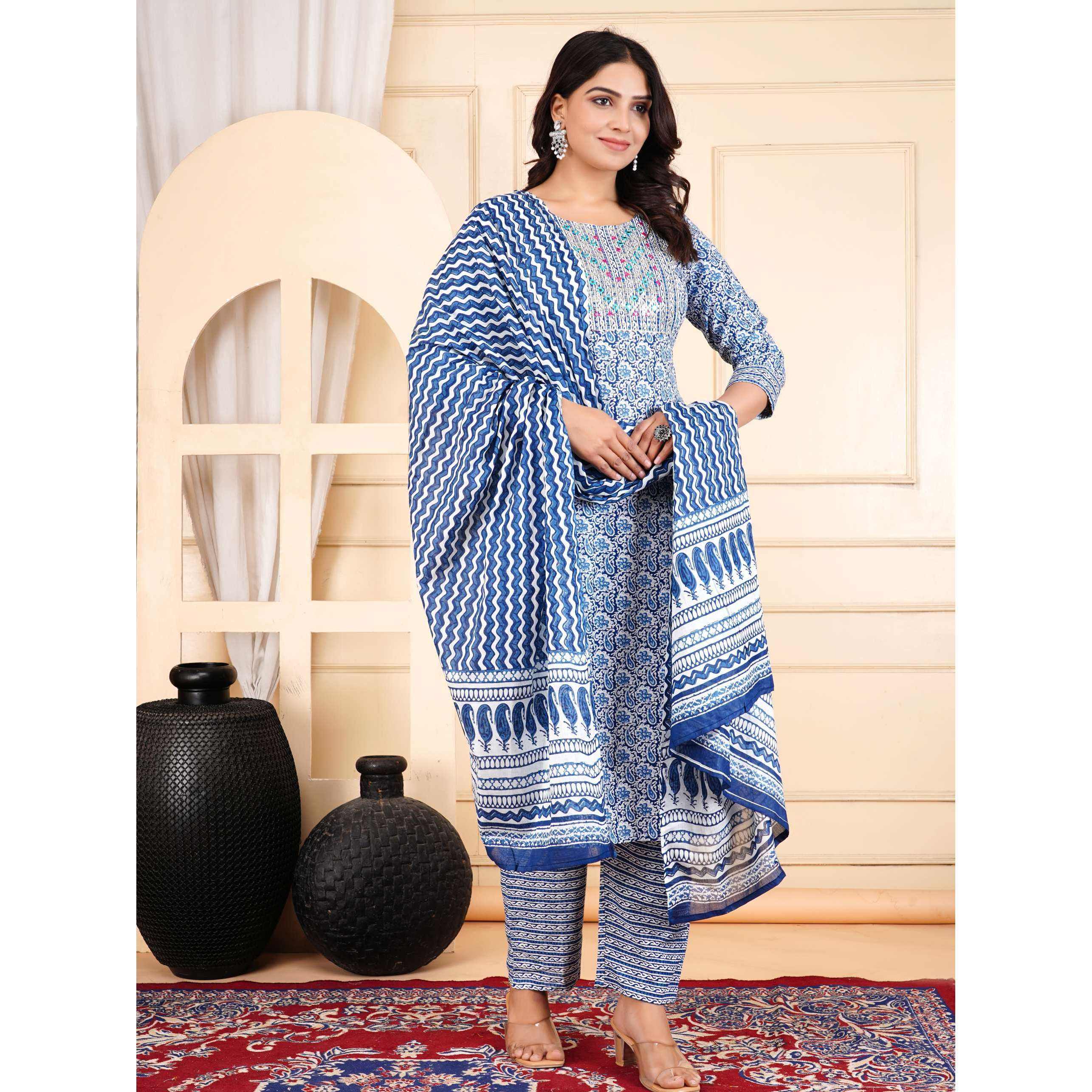 สีน้ำตาลแดง