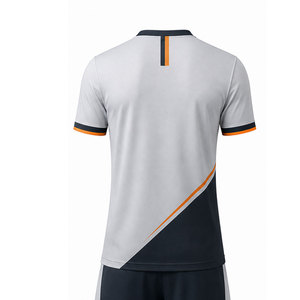 Uniforme de Fútbol Clásico, Jersey y Pantalones Cortos Suaves y Transpirables Diseñados para Escuelas, Academias y Equipos Profesionales - Product Image 5