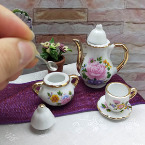 Accessoires miniatures pour maison de poupée, service à thé en céramique florale avec théière, tasses, soucoupes, assiette, motif de fleurs peintes, cadeau pour les 14 ans et plus - Product Image 5