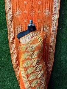 Sari en soie bleu roi dessiné à la main pour femme, traditionnel indien pakistanais, longueur ras du sol, ethnique, coupe classique, toutes saisons - Product Image 3