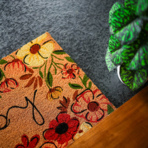Tapis de porte BloomNest Floral Coco Brush, avec envers en PVC, sans AZO, résistant à la décoloration, tapis d'entrée extérieur, décoration intérieure - Product Image 3