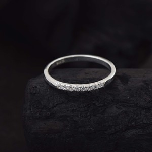Anillo de Eternidad de Plata de Ley 925 con Diamantes en Oro Blanco, Corte Brillante Redondo, Engaste en Canal, Joyería Fina Clásica para Mujer, Anillo de Boda - Product Image 3