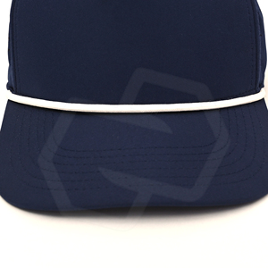 Casquette de baseball bleu marine à visière plate, 6 panneaux, fermeture snapback, avec logo brodé en corde contrastante, sportive, réglable, unisexe, décontractée - Product Image 5