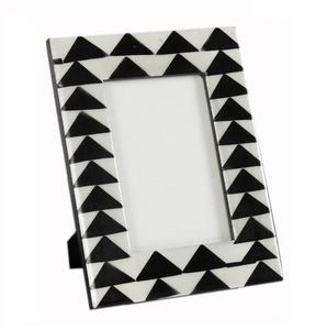 Marco de Fotos de Resina Negro y Amarillo con Incrustaciones de Hueso, Marco Rectangular para Fotos, Decorativo, Hecho a Mano, para Exhibición en Escritorio, Personalizable - Product Image 3