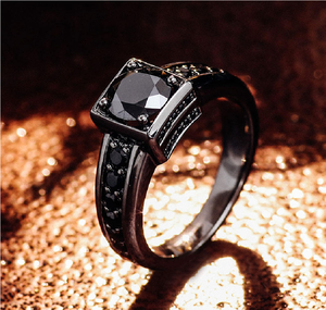 Anillo de Compromiso Personalizado Ratan International de Oro Sólido de 10k con Moissanita de 2ct para Unisex - Product Image 3