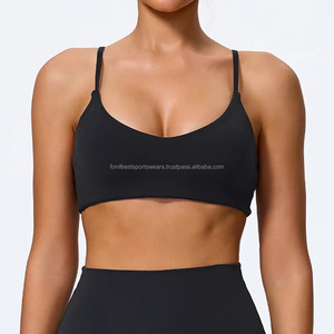 Ensemble de yoga pour femme : Haut court à col rond et dos nageur, short taille mi-haute, couleur unie, sans couture, respirant, écoresponsable, Spandex/Nylon - Product Image 6