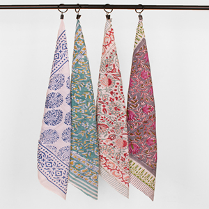 Pañuelo Cuadrado de Algodón Estampado Artesanal de Moda Sostenible de Lujo, Pañuelo Suave para Mujer para Actividades al Aire Libre - Product Image 2