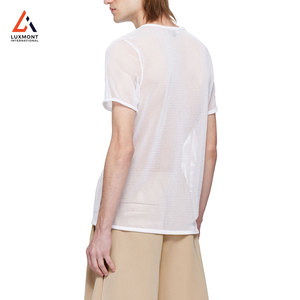เสื้อยืดตาข่ายระบายอากาศสำหรับผู้ชายน้ำหนักเบาแห้งเร็วกีฬายิมออกกำลังกายฤดูร้อนสวมใส่สบายๆ - Product Image 4