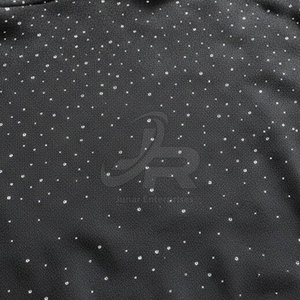 Sweat à capuche léger en coton mélangé avec strass, mélange parfait de confort et de style pour un usage décontracté - Product Image 6