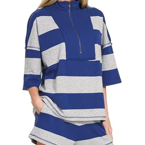 Conjunto de Top y Pantalones Cortos Zenana Frenchterry a Rayas con Cierre de Media Cremallera - Product Image 1