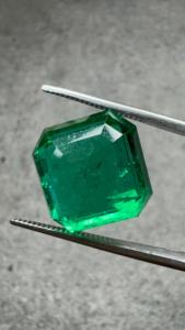 Émeraude naturelle de 12 carats, provenant de la mine zambienne, de forme octogonale, vert intense, pierre précieuse pour bague de luxe, pendentif, bijoux personnalisés - Product Image 4