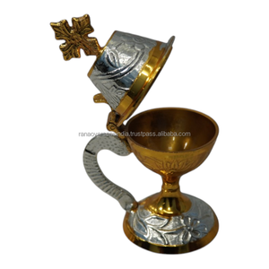 Quemador de Incienso de Latón Hecho a Mano, Incensario Religioso Grabado, Ecológico y Duradero para Iglesia, Altar, Oración, Meditación y Devoción - Product Image 1