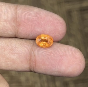 Granat Spessartite naturel, 8x6mm, 2,08 carats, ovale - Product Image 2