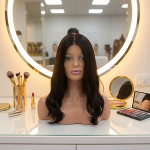 Venta de Fábrica: Cabello Humano Virgen Chino para Pelucas con Frente de Encaje, Base Transparente, Largo, Densidad 150% (Pequeño/Grande) - Product Image 1