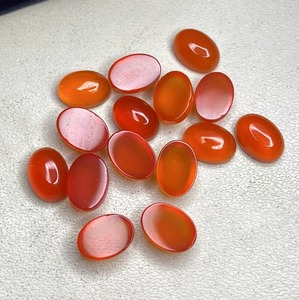 พลอยคาร์เนเลียนสีส้มธรรมชาติทรงรีแบบคาโบชอง หินขัดเงาสำหรับทำแหวน จี้ และเครื่องประดับ ขายส่ง - Product Image 5