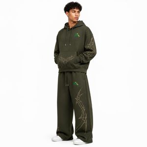 Ensemble de survêtement graphique tribal personnalisé pour homme – Hoodie oversize et pantalon de jogging large – 2 pièces – Streetwear – Vente en gros usine OEM - Product Image 3