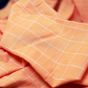 Tela de Algodón Khadi 100% Orgánica de Alta Calidad, Tejida a Mano, con Rayas Naranjas, 60GSM, Ligera, Transpirable y de Secado Rápido - Product Image 2
