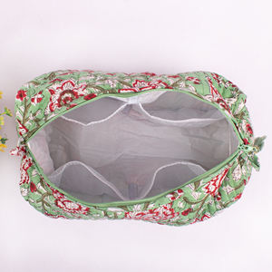 Sacs à maquillage matelassés floraux faits à la main avec fermeture éclair, écologiques, portables, grande capacité, en coton, pour femmes, pour les voyages - Product Image 5