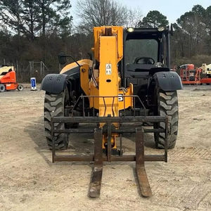 รถยกเทเลแฮนด์เลอร์คุณภาพสูง CB รุ่น 509-42 / 509-45TC ขนาด 12.813.7 เมตร รับน้ำหนัก 3,000 กิโลกรัม ความสูงยกงา 90 มม. ล้อทำจากยาง/ไนลอน/PU - Product Image 1