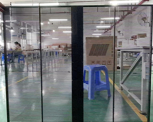 หน้าจอแสดงผล LED ในร่มแบบโปร่งใสหลากหลายรูปแบบจาก P2.8สู่ P7.8สำหรับโฆษณาทางหน้าต่าง - Product Image 2