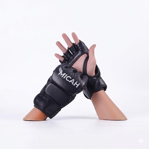 Guantes de Entrenamiento de Medio Dedo de Cuero Micah, Impermeables, con Cierre de Gancho y Bucle, Personalizables para Grappling y Sparring Profesional, Unisex - Product Image 1