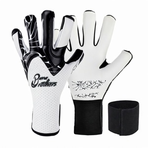 Gants de gardien de but professionnels BB Green avec injection de caoutchouc noir – Gants de gardien de but de football antidérapants à forte adhérence - Product Image 4