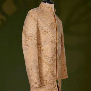 Sherwani Indo-Occidental de Luxe Doré Beige pour Hommes, Richement Brodé de Perles et de Paillettes, Manteau de Prince Royal pour Marié - Product Image 1