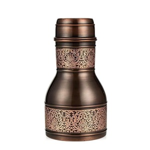 Bouteille d'eau en cuivre de haute qualité, faite à la main, à motif floral, pour la méditation ayurvédique, carafe à eau en cuivre anti-fuite - Product Image 4