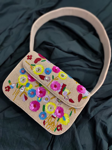 Sac à main élégant pour femmes, en cuir brodé de perles, sac à bandoulière fantaisie, fait main, personnalisable, collection de sacs à main de haute qualité - Product Image 5
