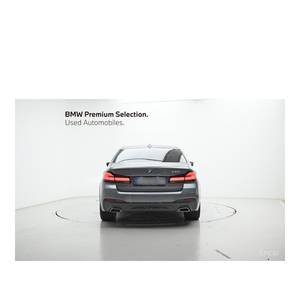 BMW Serie 5 530i M Sport Julio 2023 46.545 km Emisión Euro V Volante a la Izquierda Caja de Cambios Automática - Product Image 4