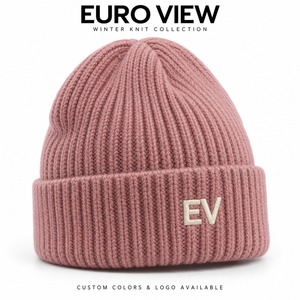 Gorro de lana 100% con diseño de trenzas Euro View Red Washed, informal, con pompón, logo bordado y puño acanalado, para deportes de invierno. - Product Image 3