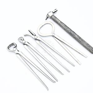 Kit de Herramientas para el Cuidado de Pezuñas de Caballos: Cortador de Pezuñas, Martillo de Herrador, Probador de Pezuñas, Clavillero de Pezuñas y Extractor de Clavos de Herradura - Product Image 5