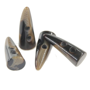 Botones de Costura de Cuerno de Búfalo Negro, Arte Popular, con Diseño de Animal, de 2 Agujeros, Pulidos, Artesanía India, Coleccionable - Product Image 1