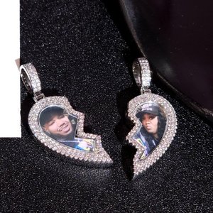 Collier Pendentif Personnalisé avec Initiales Serties de Diamants Moissanite, Style Hip Hop Bling, Bijou Lettre - Product Image 4