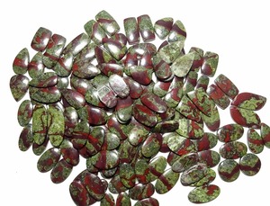 Piedra en Bruto de Jaspe Sangre de Dragón de Alta Calidad para Coleccionistas, Exhibición de Minerales y Trabajo Energético, Disponible al Mejor Precio del Mercado - Product Image 6