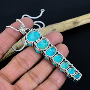 Colgante de Turquesa Hecho a Mano: Joyería de Plata de Ley 925 Hecha a Mano - Product Image 3