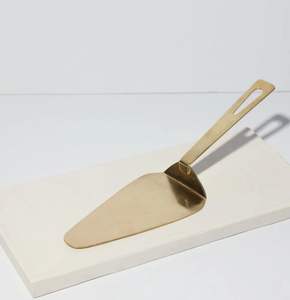Modern Gold <b>Cake</b> <b>Server</b> Minimalist Stainless Steel Dessert Serving Spatula for Parties Weddings and Special Occasions - Product Image 6
