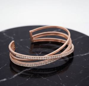 กำไลข้อมือเงินแท้ประดับเพชรทองคำขาวเพาะเลี้ยง ดีไซน์คลาสสิกหรูหรา ระยิบระยับ เหมาะสำหรับผู้หญิง เป็นของขวัญสำหรับงานแต่งงานหรืองานเลี้ยง - Product Image 2