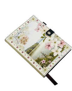Carnet en cuir rechargeable fait main à motifs floraux, journal vintage personnalisable et réutilisable, cadeau idéal pour femmes et écrivaines - Product Image 1