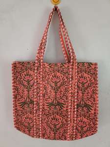 Sac fourre-tout matelassé pour femme, motif floral bohème, imprimé en blocs, parfait pour l'été, l'hiver, la plage, les voyages, fait main, vintage, avec fermeture éclair, idéal pour les femmes - Product Image 3