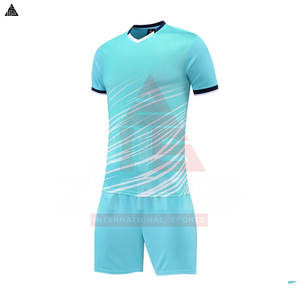 ชุดฟุตบอลแบบแห้งเร็ว พิมพ์ลายตามสั่ง คุณภาพสูง ขายส่ง ปี 2025 เสื้อฟุตบอลคลาสสิคสไตล์เรโทรสำหรับผู้ชาย - Product Image 4