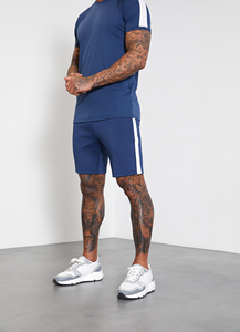Shorts d'entraînement pour hommes en polyester, haute élasticité, couleur unie, séchage rapide, respirant, taille mi-haute, sport décontracté, personnalisable avec votre marque - Product Image 3