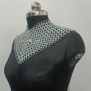 Collier en maille d'aluminium artisanal, collier ras du cou gothique traditionnel en maille polie pour costume de cosplay de foire Renaissance - Product Image 6