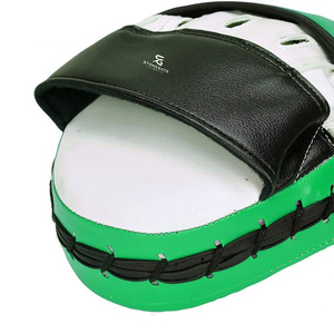 Guantes de Boxeo Profesionales de Cuero Curvos para MMA, Artes Marciales y Muay Thai 2026 - Product Image 5