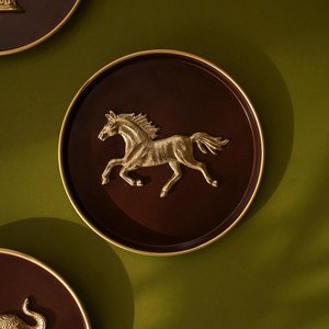 Plaque murale en métal artisanale moderne en forme de cheval, marron café et or, 8,4 pouces, plaque décorative pour bar ou récompenses - Product Image 2