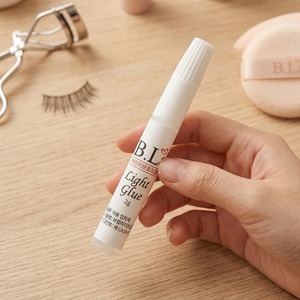 Colle à ongles légère formule personnalisée 2g, formule UV, marque privée OEM/ODM, adhésif pour capsules d'ongles - Product Image 2