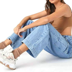 Pantalones Cargo Acampanados de Alta Gama para Mujer, Lavado Oscuro, Transpirables, Lavables, de Pierna Recta, Diseño de Pantalón Cargo Ancho con Tela Vaquera - Product Image 6