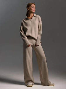 Ensemble survêtement hiver femme col en V et pantalon large, streetwear uni, deux pièces, logo personnalisé, vente en gros OEM - Product Image 5