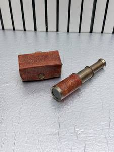 Telescopios Metálicos de Estilo Antiguo de Alta Calidad, Caja de Cuero Hecha a Mano, ARTESANÍA DEL MUNDO ANTIGUO, Arte de Uttarakand, Coleccionable - Product Image 1
