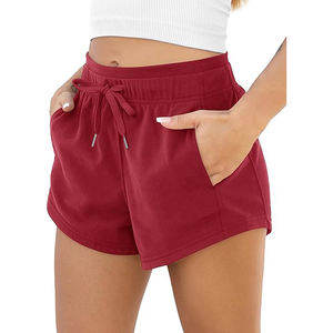 Shorts en molleton 220g pour femme, ajustables avec cordon de serrage, écologiques, doux, confortables, décontractés, coupe régulière, taille mi-haute, chauds pour l'hiver et la détente - Product Image 1